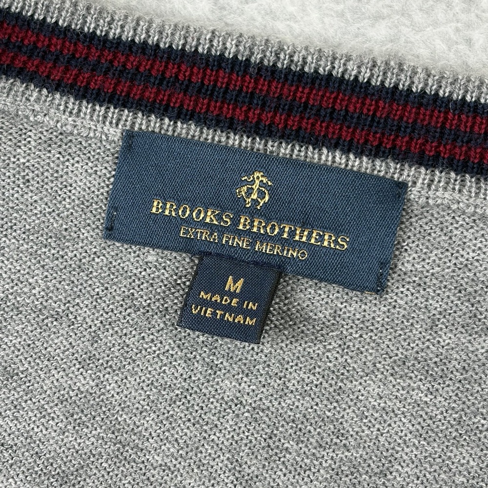 Brooks Brother Sweater Mens Medium Gray Extra Fine Merino Wool V Neck Pullover - Picture 3 of 7